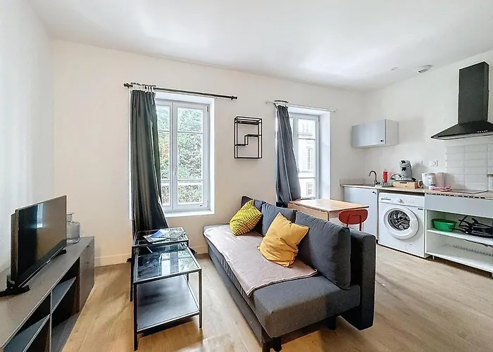 Immeuble Ideal Groupe - Gare A Proximite 19 Pers